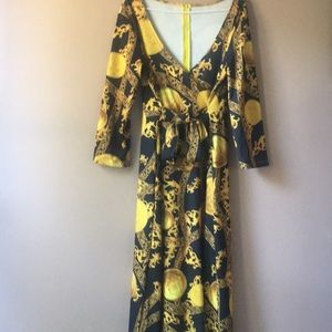 Women’s Plus Size Black and Gold Dress